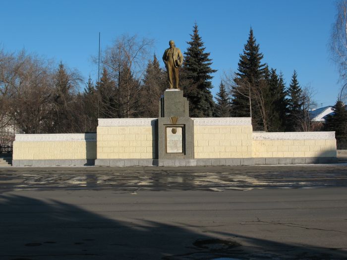 В Копейске капитально отремонтируют памятник Ленину