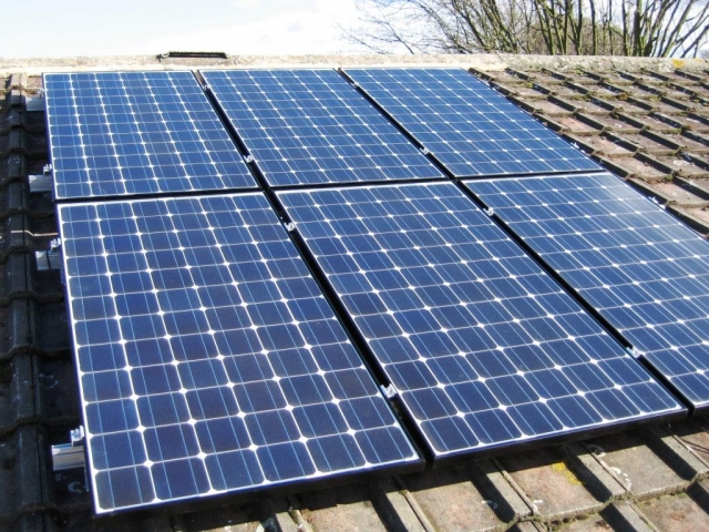 В Копейске построили работающий на солнечных батареях дом