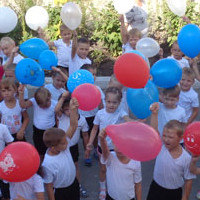 В копейском детском саду отметили День российского флага