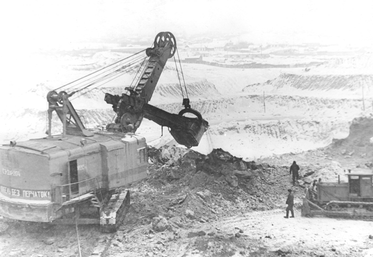 Открытая разработка угля в г. Копейске (1973 год)